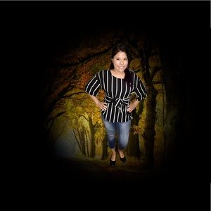 Meet your Posher, Elizabeth